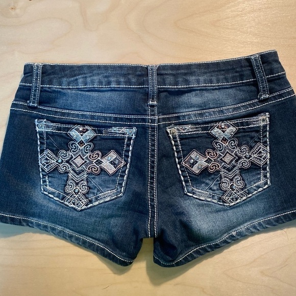 Rue 21 Jean Shorts Size 3/4 (GQ) - Picture 12 of 15